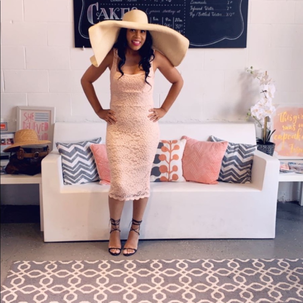 Oversize floppy hat! This is for the hat only!!